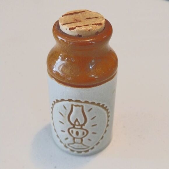 Two Small Vintage Ceramique de Beauce Canadian Pottery‎ Jars with Cork Stoppers - Picture 5 of 6